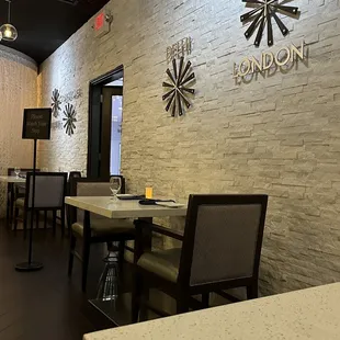 Great dinner spot.