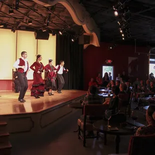 Albuquerque-based, world-renowned YJASTROS: The American Flamenco Repertory Company