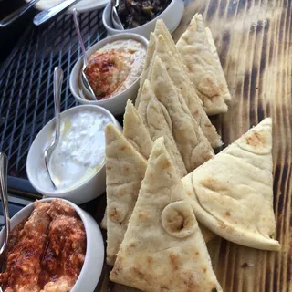 4 Dips W/Pita