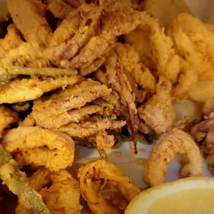 Calamari with fried green beans....so tasty!