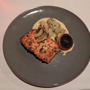 The steelhead trout served with fennel, artichoke puree, and quinoa fritters (not shown) was fantastic.