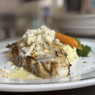 Fresh Catch with Crabmeat
