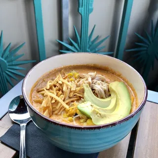 CREAMY CHICKEN TORTILLA SOUP