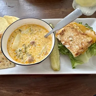 1/2 Spicy turkey sandwich and the Toscana soup