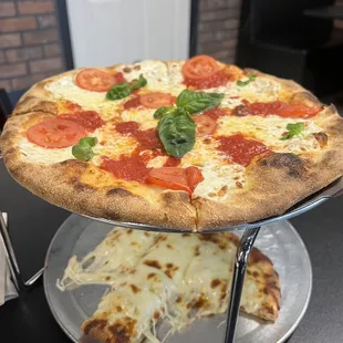 Old world margarita pizza and cheese bread