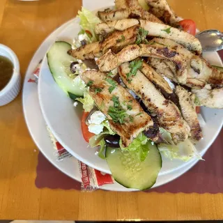 Greek Salad with Grilled Chicken