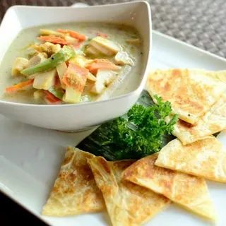 Roti with Green Curry
