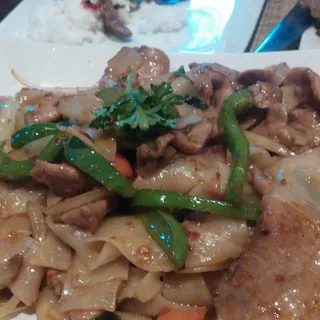 Drunken Noodle