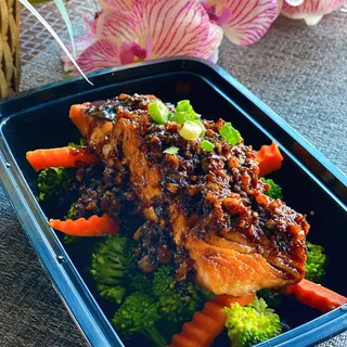 Garlic Salmon