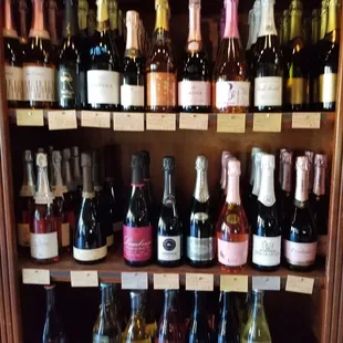 Table Wine - bubbly shelf
