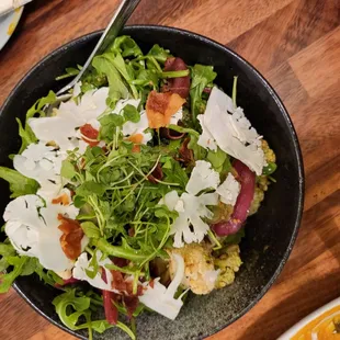Roasted cauliflower salad