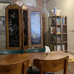 Children's Games and Seating