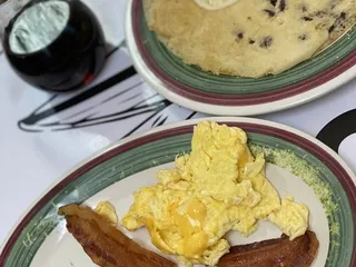 Bonnie Cafe
