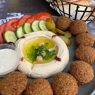 Hummus &amp; Falafel