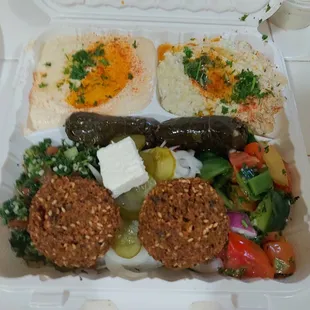 Vegetarian Combo Salad