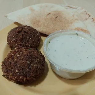 Falafel, pita &amp; dipping sauce on side
