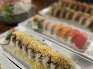 Sake 2 Me Sushi
