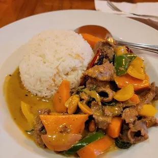 Massaman beef curry