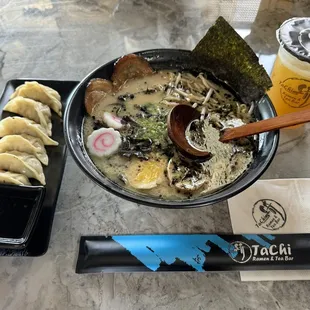 Garlic Tonkotsu Shoyu Ramen