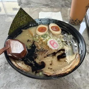 Black Garlic Tonkotsu