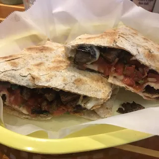 CARNE ASADA QUESADILLA