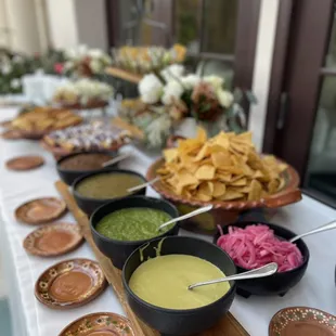 Salsa bar