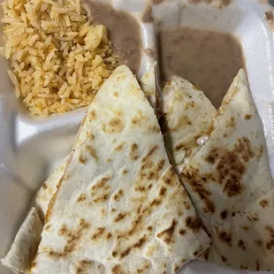 Chicken Quesadilla with rice and beans