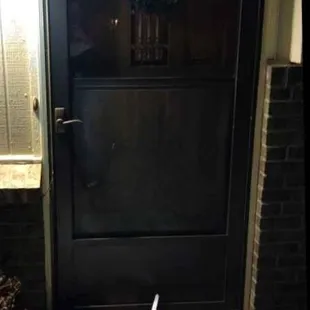 How are we supposed to open the door????