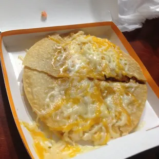 This is the 4th attempt at a Mexican Pizza with no tomatoes and extra cheese.... These guys really suck