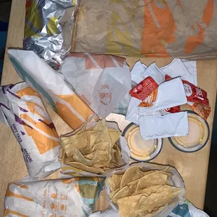 Steak Quesadilla, Chips and Nacho Cheese Sauce, Soft Taco, yummy 9.0/10