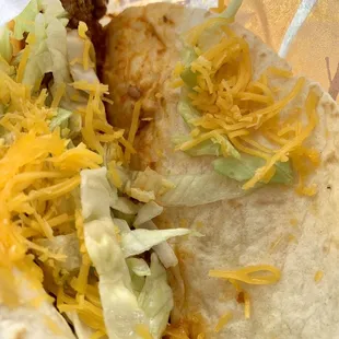 Spicy Potato Soft Taco (potatoes, chipotle sauce, cheese, lettuce); IG: @katzlundell