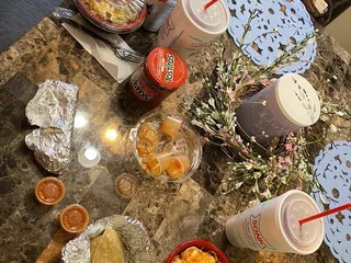 Robertito's Taco Shop