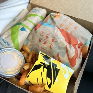 Deluxe Cravings Box with drink for $8.99