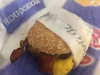 Carl's Jr