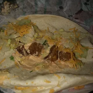 4 pieces of potato for my entire taco? And I ordered 4 what a ripoff.