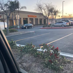 I waited in a long line for Hot Sauce Packet that i asked for but never got!