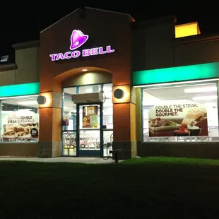 Front of Taco Bell
