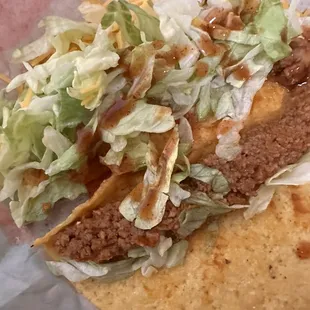 Shells stale, order supreme tacos, not! Chips thrown upside down, oh wait,  what chips!!!  The order was put in a dirty bag!!