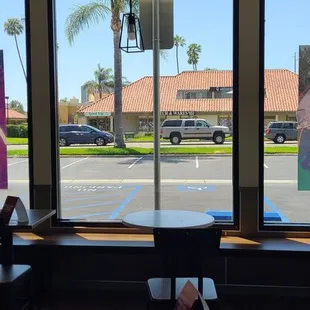 a view of the outside of a restaurant