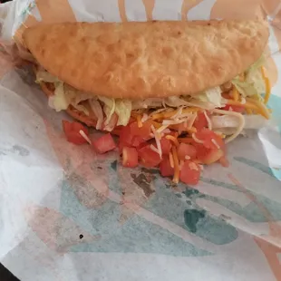 Chicken chalupa