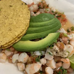 Tostada de camarón