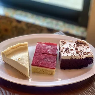 Vegan Raspberry Lemon Cake