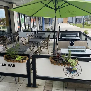 Outdoor seating available