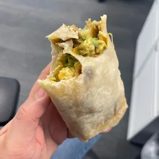 Excellent bacon breakfast burrito + avocado!! Highly recommend and shout out to the TB crew for their friendly customer service!