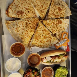 Gringa and a hot dog