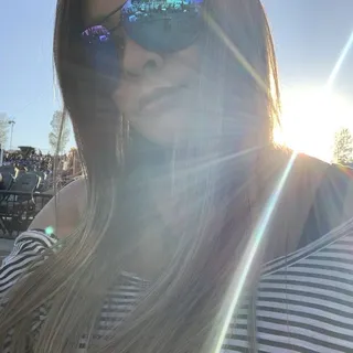 Sasha W.
