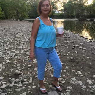 Lori B.