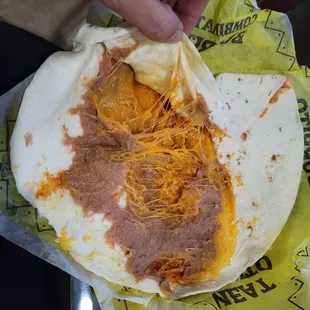 Bean and chz burrito, mild. Just their hot sauce in it. Nothing special. Beans were good.