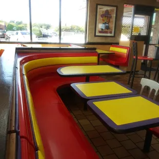 Spacious seating for large families. They make it easy to bring your wolf pack. Lol