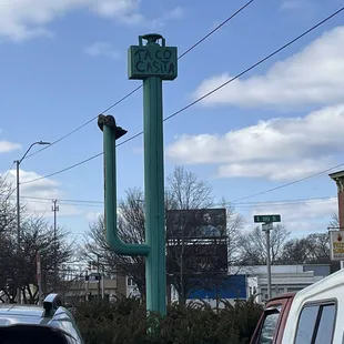 Gotta love their signage!  It's no frills on some aspects of Taco Casita which probably helps keep prices down.
